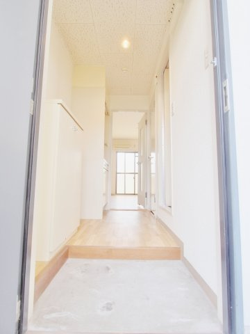 コーポNSRの玄関