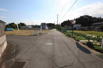 【外観】 | 毛呂山町川角 土地 | 北側約5.2m公道