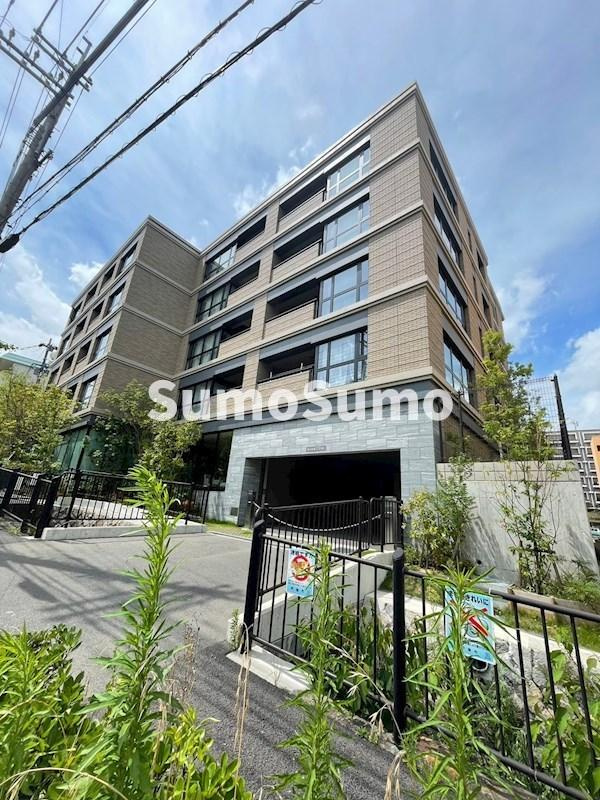 パークシュロス芦屋の駐車場