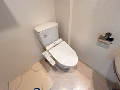 【トイレ】 | HS梅田EAST | HS梅田EAST　温水洗浄便座