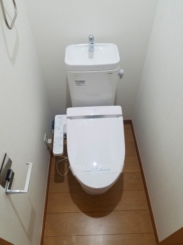 川崎市多摩区宿河原６丁目のアパートのトイレ