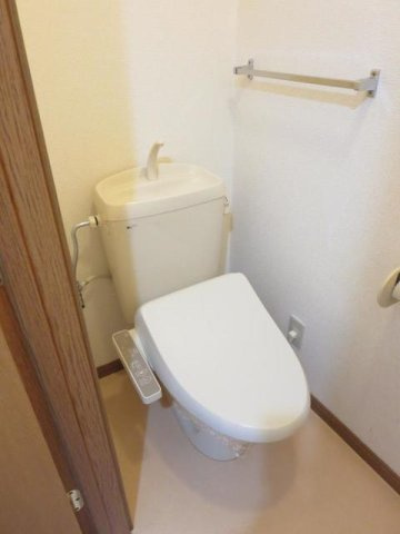 Ｖシャトー　アロースリーⅥのトイレ