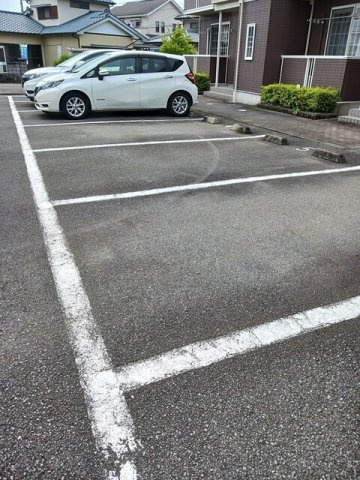 ハッピースクエアー　Ⅰの駐車場