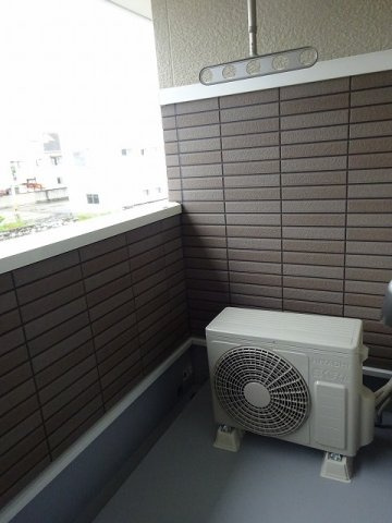 ロータス南島田Ｅのバルコニー