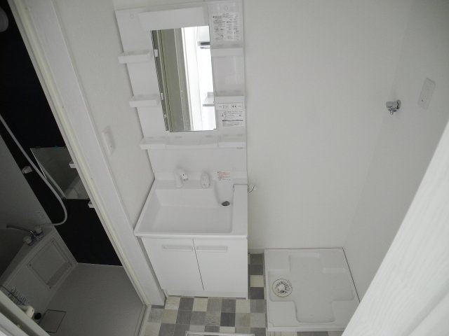 MODERN PALAZZO Isahaya Hattenの洗面所