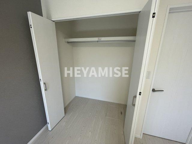 GRACE　HIRAYAMA　B棟の収納|※室内画像は別号室のもの(反転タイプ)