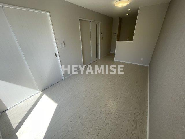 GRACE　HIRAYAMA　B棟の内装|※室内画像は別号室のもの(反転タイプ)