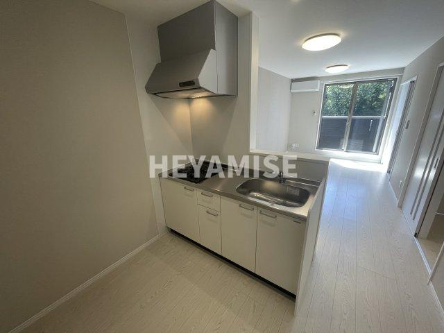 GRACE HIRAYAMA Bのキッチン