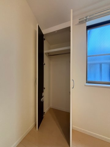 アザーレ新百合ヶ丘弐番館の収納