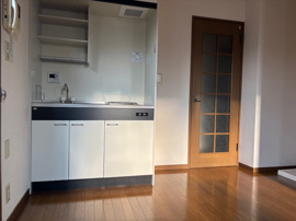 コンパクトなキッチンで掃除もラクラク