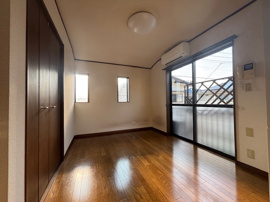 きれいな洋室です