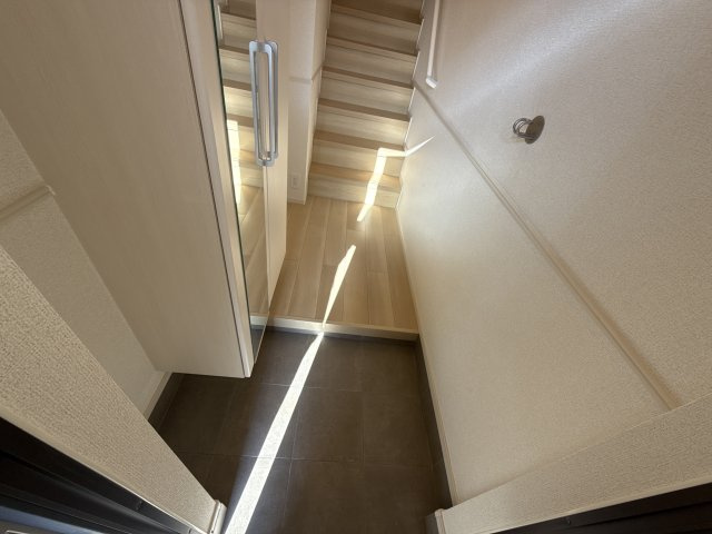 カミーノ　オタンタトレ　Ⅰの玄関