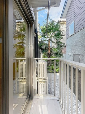 朋久レジデンスのバルコニー