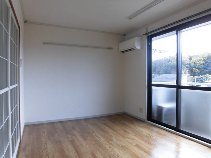 シャルマン室の居間・リビング