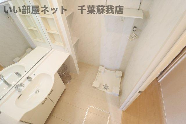 リヴェールの洗面所|脱衣スペースもあります