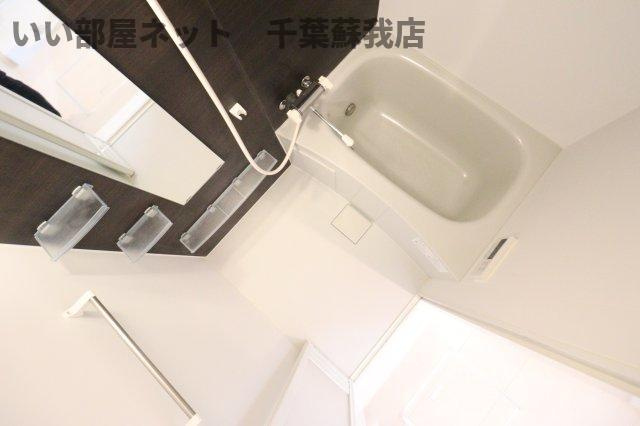 リヴェールの浴室|落ち着いた空間のお風呂です