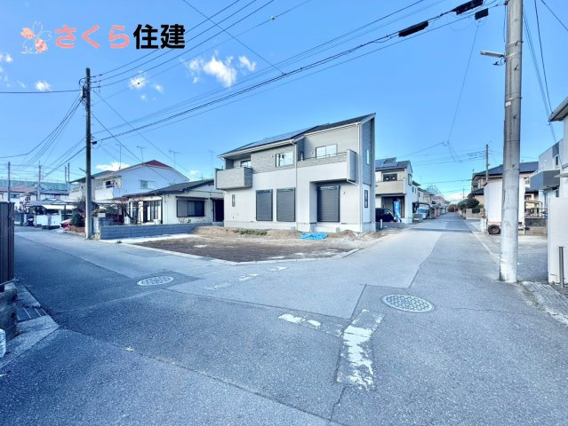宇都宮市茂原町　２号棟の前面道路含む現地写真|前面道路南側4.5ｍ公道、東側4.5公道　車通りが少ない為出入りもラクラク♪