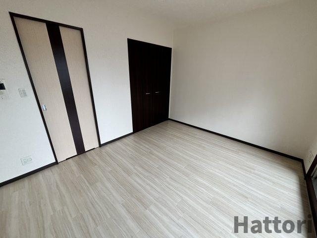 アーバンフラッツ西中島の居間・リビング