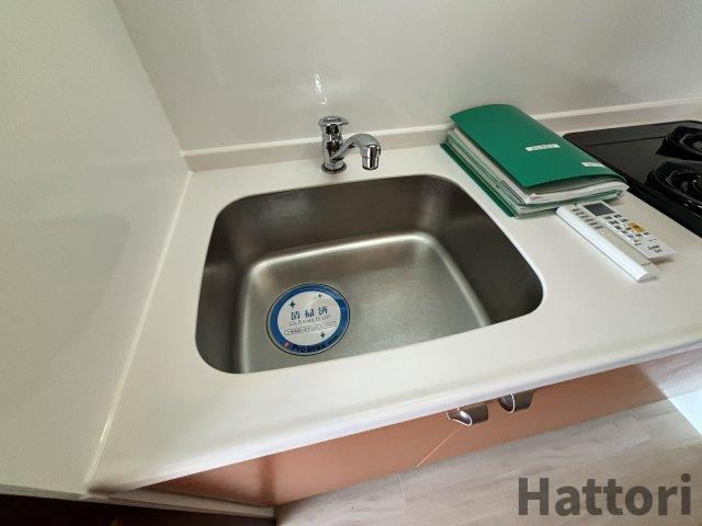 アーバンフラッツ西中島のキッチン