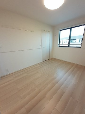 ジェルメメゾン　Ⅰの寝室|クローゼット付の寝室です☆