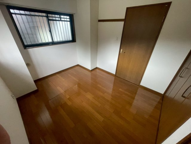 アーブルセゾンの洋室