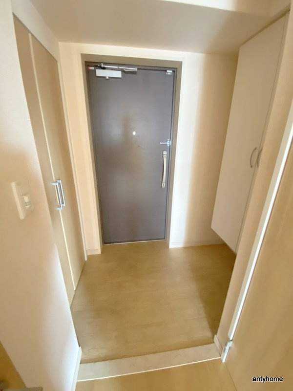 LaSante梅田北　仲介手数料無料の玄関