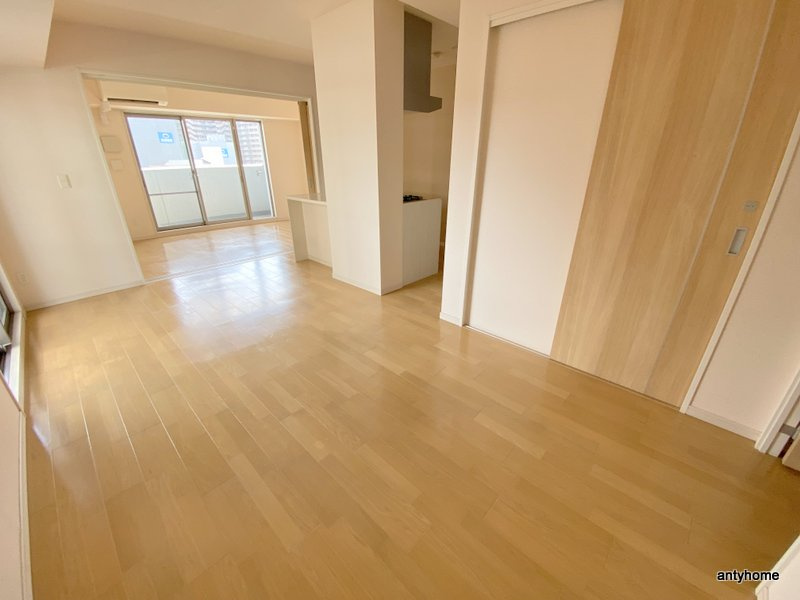 LaSante梅田北　仲介手数料無料の居間・リビング