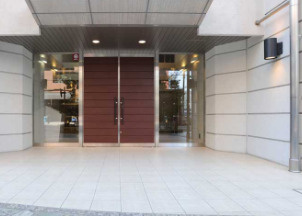 パークキューブ北浜のエントランス