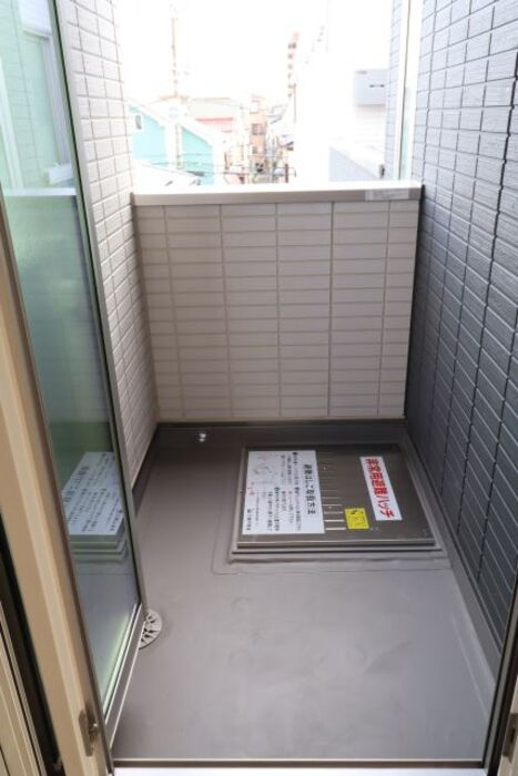 グラナーデ興宮町のバルコニー