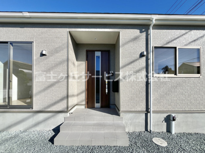 【エントランス】 | 袋井市梅山 2期 新築一戸建て 2号棟 | エントランスです