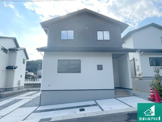 京都市北区上賀茂本山　第１期　新築一戸建ての外観|安心の10年保証！外観を美しく保ち、雨水で汚れを落とします！気になることがありましたら、お気軽にお問い合わせください！
