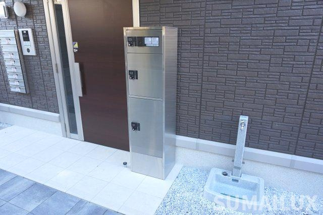 熊本市東区江津１丁目のアパートのエントランス