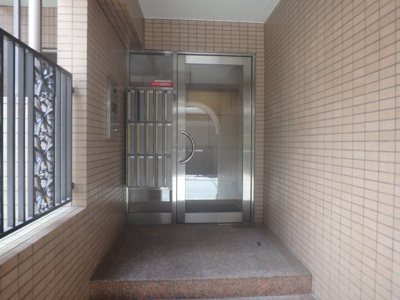 【エントランス】 | ハイコート甲子園 | 落ち着いたエントランスです