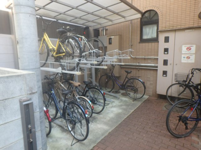 【その他共用部分】 | ハイコート甲子園 | 駐輪スペースです