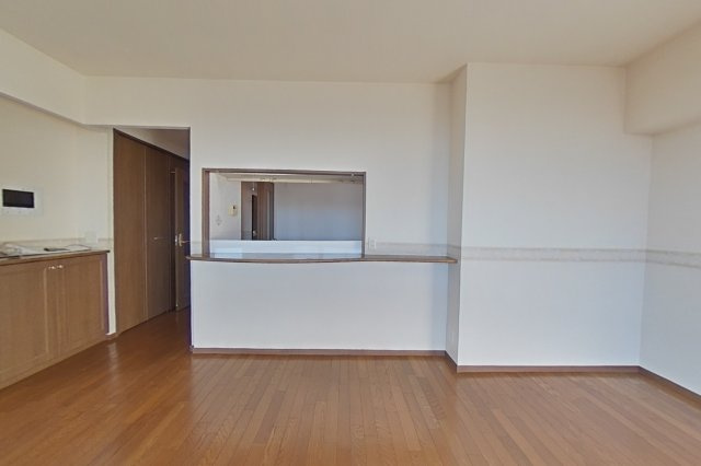 ６５８４６　モアグレース梅林公園南館の居間・リビング