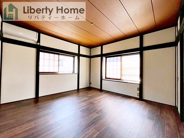 牛久市猪子町　中古戸建の洋室