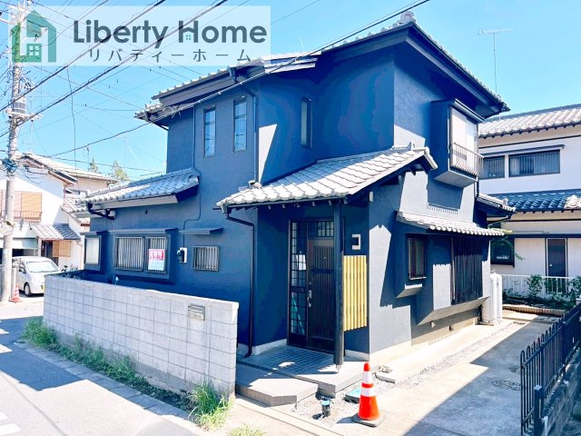 牛久市猪子町　中古戸建の外観