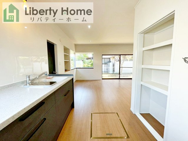 牛久市猪子町　中古戸建のキッチン