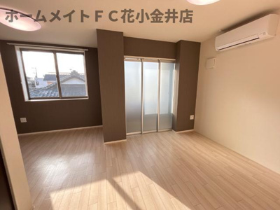 【居間・リビング】 | チャーム・ツートンB | リビング