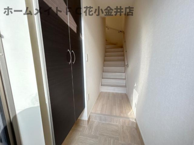 【玄関】 | チャーム・ツートンB | 玄関