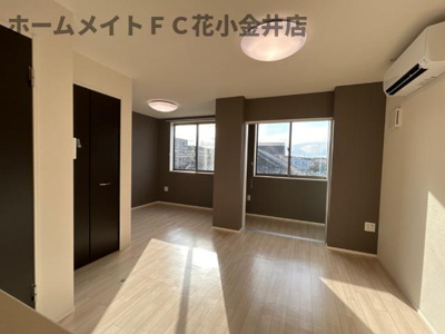 【居間・リビング】 | チャーム・ツートンB | リビング