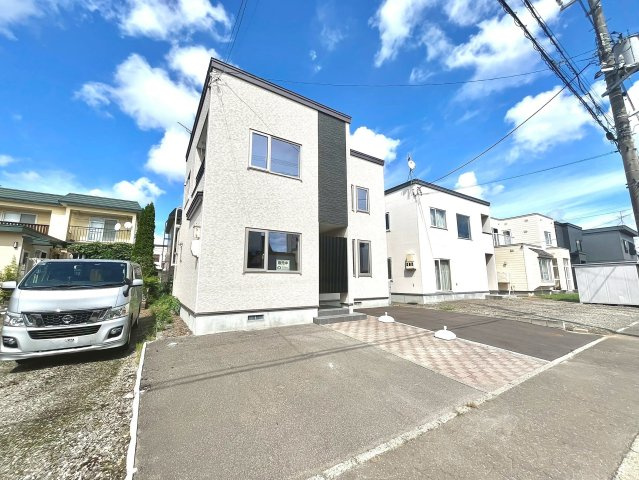 篠路8条6丁目の駐車場|駐車3台以上可能（車種による）！