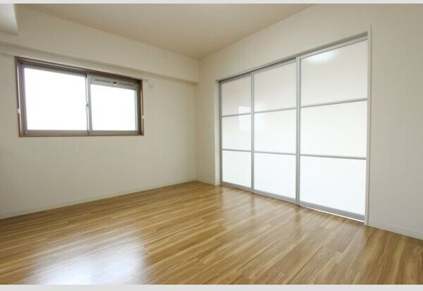 ラトレ白鳥の内装