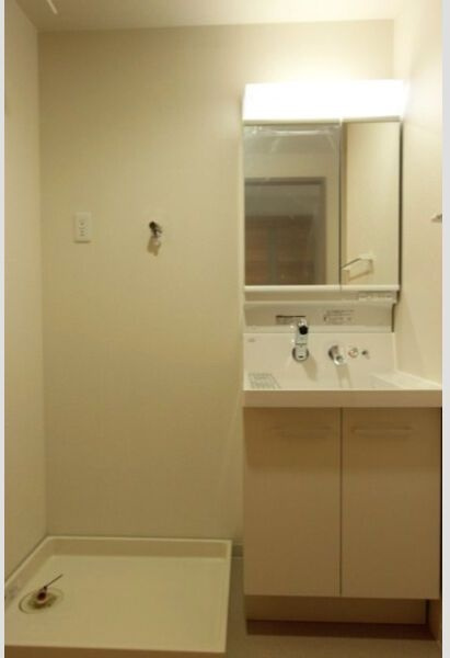 ラトレ白鳥の洗面所