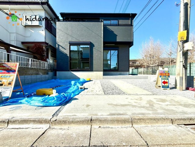 見沼区南中丸14期　新築戸建　グラファーレ01の駐車場