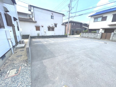 【駐車場】 | 伊島町1丁目9-18一戸建て