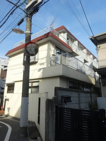 本郷フタキサンハイツの外観