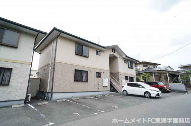 ルーブル陣内　A