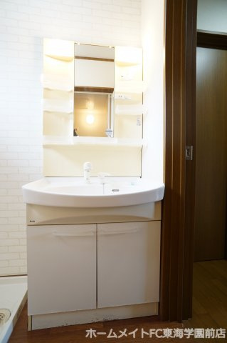 ルーブル陣内　Aの独立洗面台