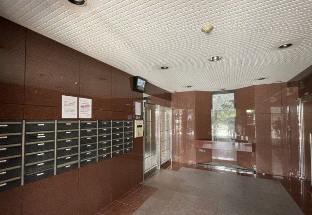 シャンテ辻亀【大阪府】東大阪市　1棟収益マンションのエントランス